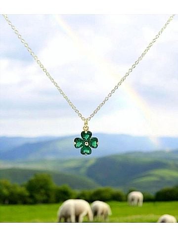 Starlette The Clover Necklace (view 2)