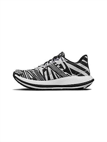 Craft Women's Pacer 2 Running Shoes in Black Multi (view 2)