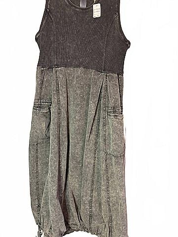 Easel Grey Dress in Grey (view 2)