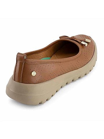 Andrea Women's Ballerina Flats in Brown (view 2)