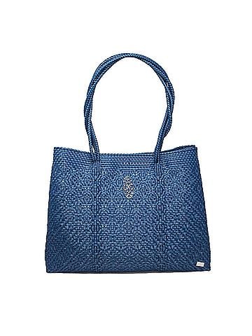 Lolas Collection Women's Travel Woven Tote Bag With Clutch in Denim Blue (view 2)