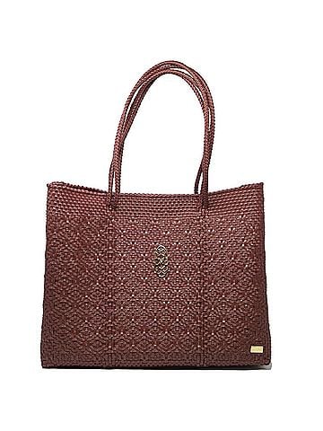 Lolas Collection Women's Travel Woven Tote Bag With Clutch in Burgundy (view 1)