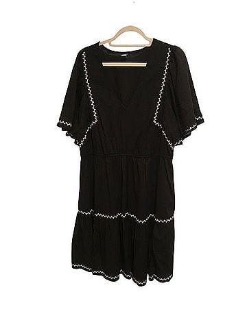 Old Navy Casual Dress (view 1)