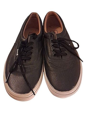Vans Sneakers (view 1)