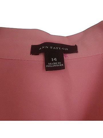 Ann Taylor 3/4 Sleeve Button-Down Shirt (view 2)