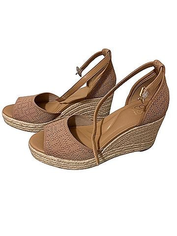 Cosy Island Wedges (view 1)