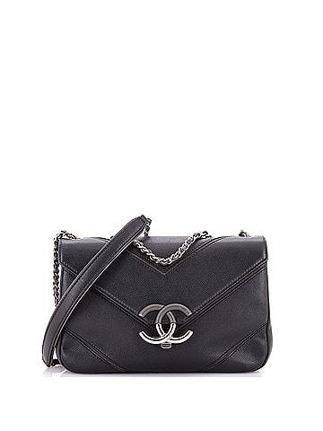 Chanel Macro Flap Bag Chevron Caviar Large (view 1)
