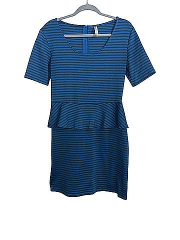 Xhilaration Casual Dress (view 1)