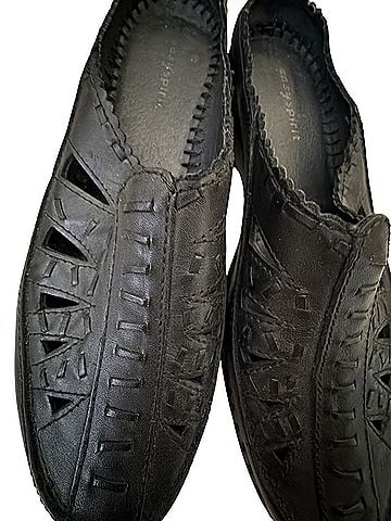 Easy Spirit Flats (view 1)