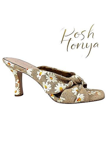 Jessica Simpson Mayxie Heels (view 1)