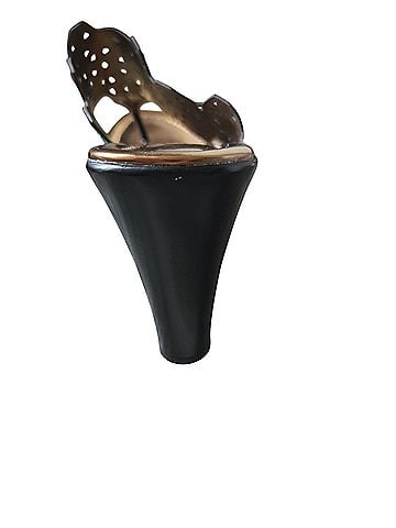 Carlos Heels (view 2)
