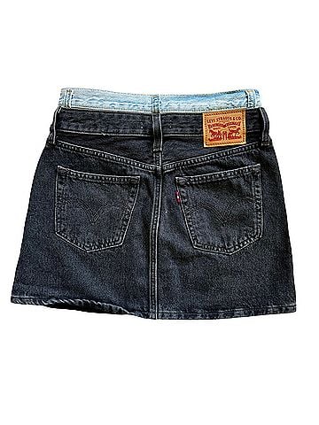 Levi's Icon Mini Denim Skirt (view 2)
