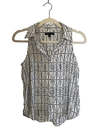 Banana Republic Sleeveless Button-Down Shirt (view 1)