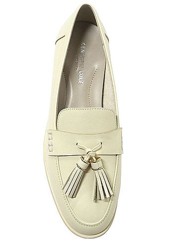 Kenneth Cole Lyra Flats (view 2)