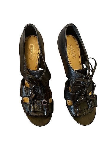 Coach Teagan Heels (view 2)