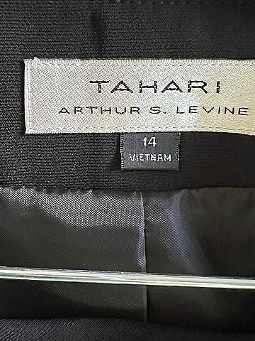 Tahari Blazer (view 2)