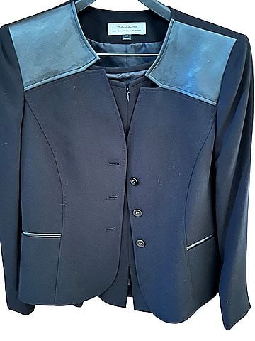 Tahari Blazer (view 1)