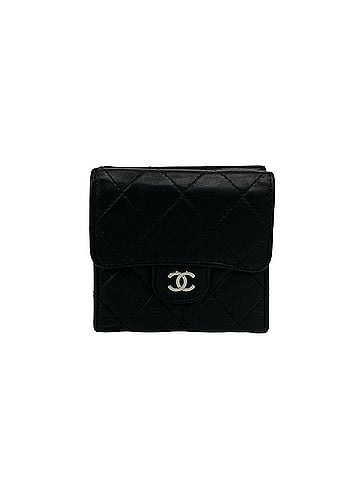 Chanel CHANEL Matelassé Coco Mark Lambskin Genuine Leather Tri-fold Wallet Mini Black 23308 (view 1)