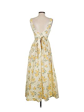 gold dress red lips Lipstick Diaries: Rocking Sultan Dress Custom