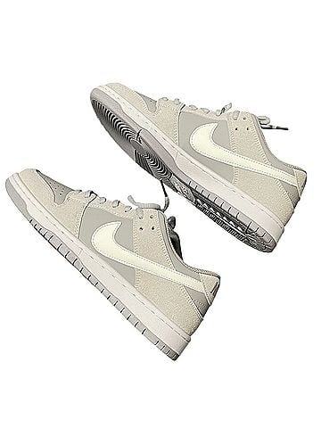 Nike Sneakers (view 2)