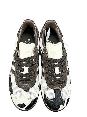 Adidas Sneakers (view 2)