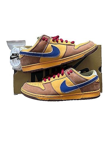 Nike Sneakers (view 1)