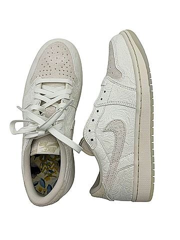Nike Sneakers (view 1)