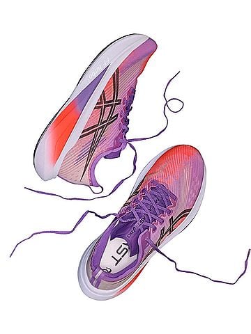 Asics Sneakers (view 2)