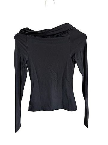 Aritzia Contour Twist Long Sleeve T-Shirt (view 2)