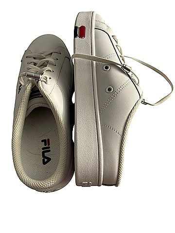 FILA Sneakers (view 2)
