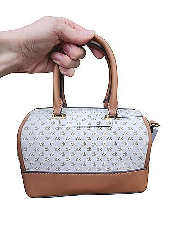 Calvin Klein Crossbody Bag (view 2)