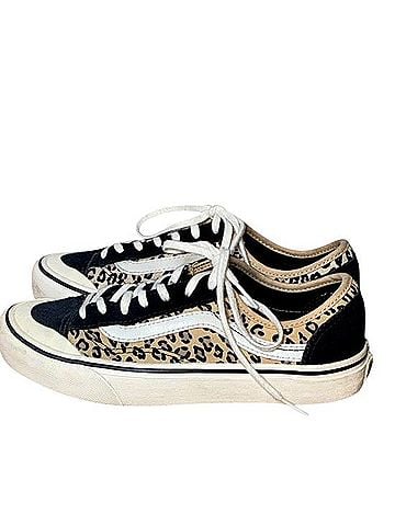 Vans 36 Devon SF Sneakers (view 1)