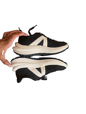 Mia Scout Sneakers (view 2)
