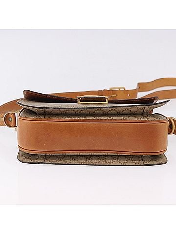 Céline Macadam Canvas Beige Canvas Shoulder Bag Bag (view 2)