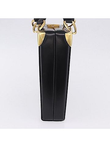 Céline Vintage Leather Black Leather Shoulder Bag Bag (view 2)