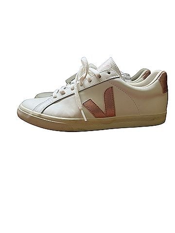 VEJA ESPLAR LEATHER WHITE NACRE Sneakers (view 1)