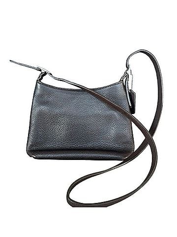 Coach 6807 Shoulder Bag (view 2)
