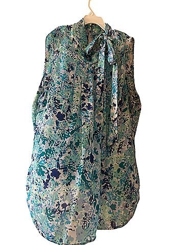 New York & Company Sleeveless Blouse (view 1)