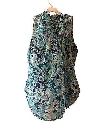 New York & Company Sleeveless Blouse (view 2)