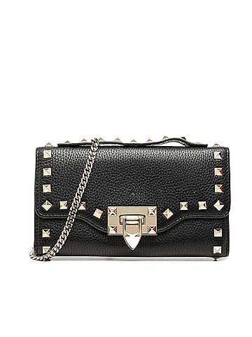 Valentino Pebbled Calfskin Rockstud Flip Lock Wallet On Chain (view 1)