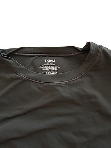 SKIMS Long Sleeve Top (view 2)
