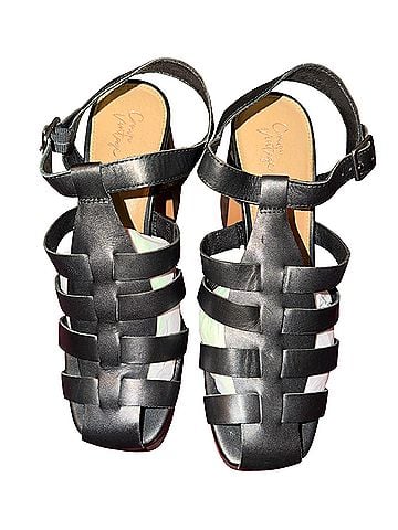 Crown Vintage Heels (view 2)