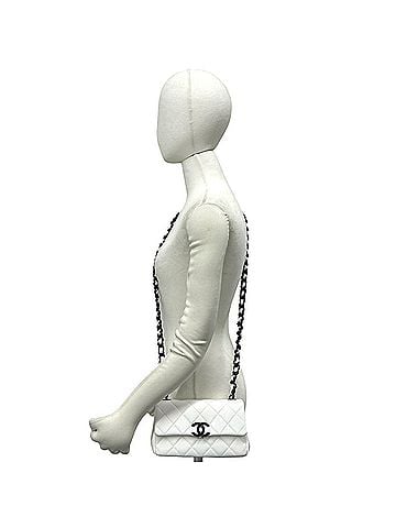 Chanel CHANEL Matelassé Coco Mark Hardware Caviar Leather Shoulder Bag White 32287 (view 2)