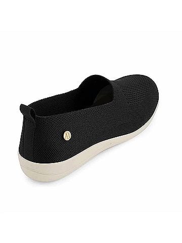 Andrea Women's Classic Loafer in Black (view 2)