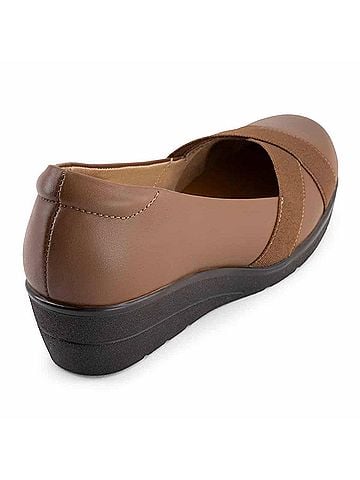 Andrea Women's Wedge Leather Loafers in Brown (view 2)