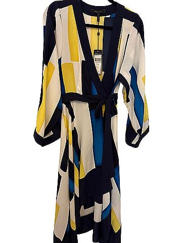 BCBGMAXAZRIA Casual Dress (view 1)