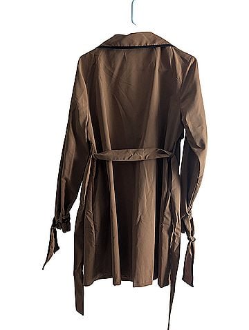 Forever 21 Trenchcoat (view 2)