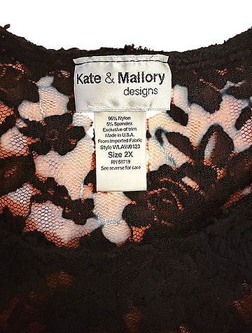 Kate & Mallory designs Short Sleeve Blouse (view 2)