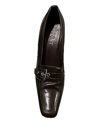 Point Heels (view 1)