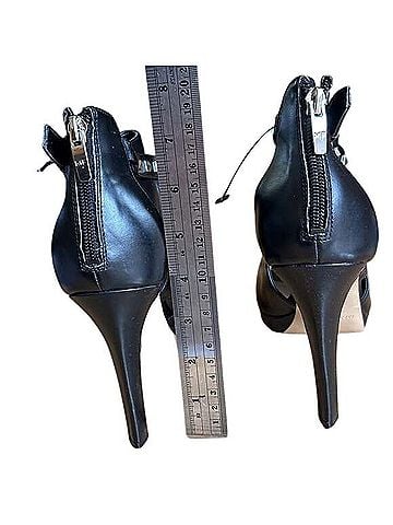 Marc Fisher MAHIYA 2 Heels (view 2)
